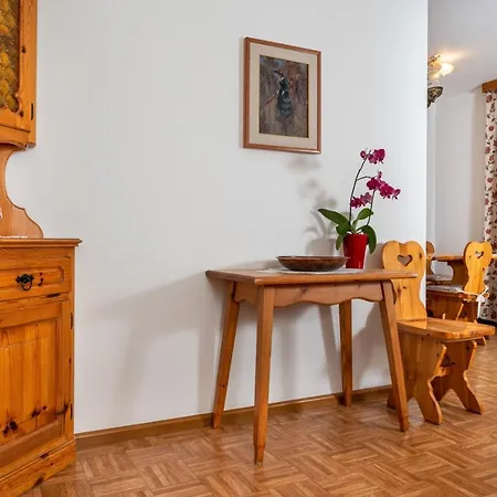 Weiss Aparthotel Vigo di Fassa
