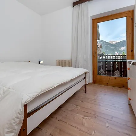 Weiss Vigo di Fassa