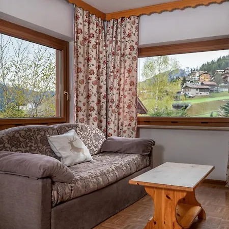 Weiss Aparthotel Vigo di Fassa